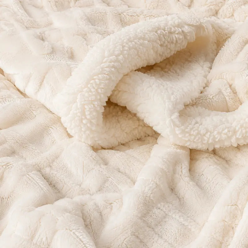 Soft lamb velvet throw blanket for living room and bedroom décor
