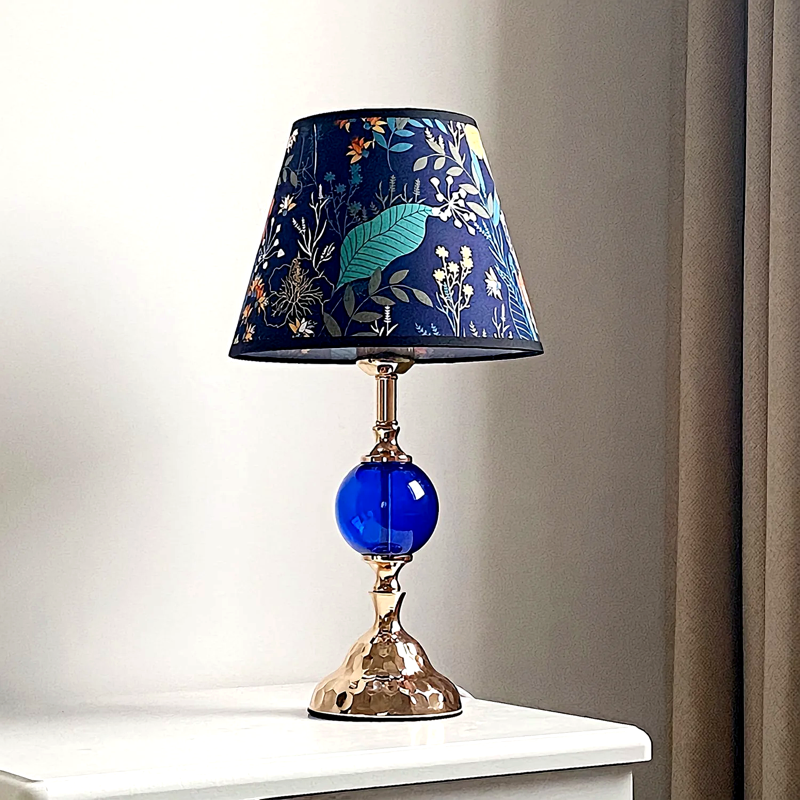 Modern Wall Lamp with Fabric Shade – Elegant Iron Bedside Light for Bedroom